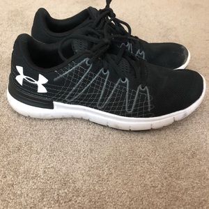 Under Armour tennis shoe